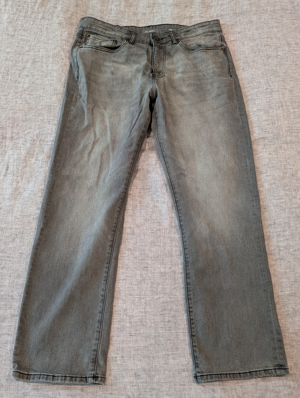 DL1961 Vinn Casual Straight Denim Pants Size 34x30